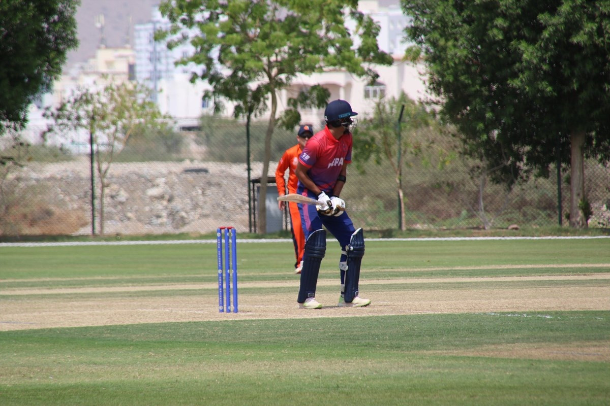 https://raracms.setopati.com/uploads/shares/2019/01/sujita/cricket (8).jpg